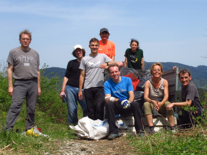 Foto: Gruppenbild nach der Reinigungstour